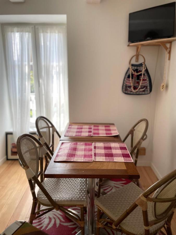 L'Arriere Cour Apartment Cancale Luaran gambar