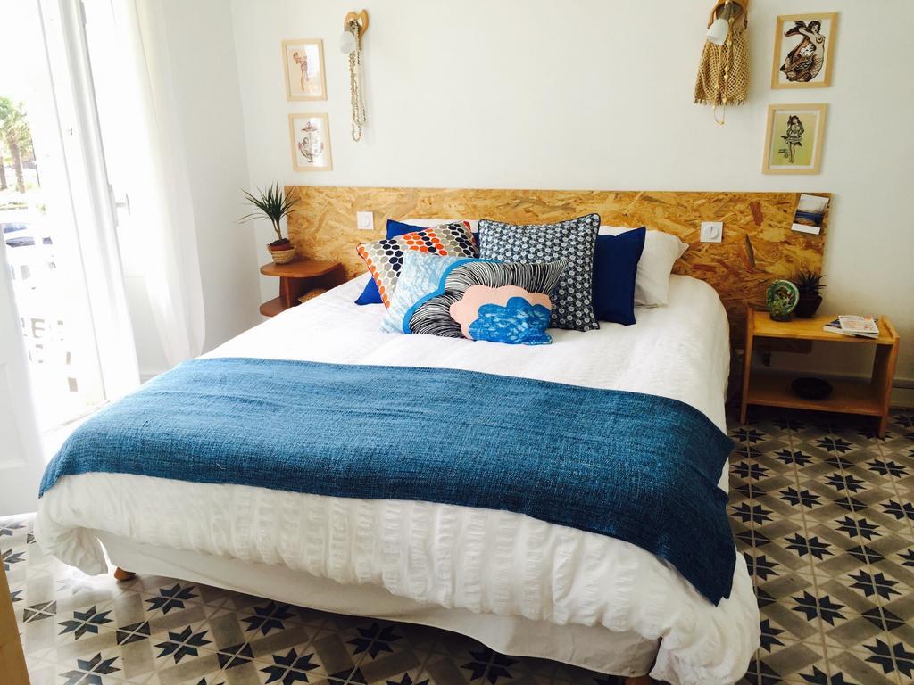 L'Arriere Cour Apartment Cancale Luaran gambar
