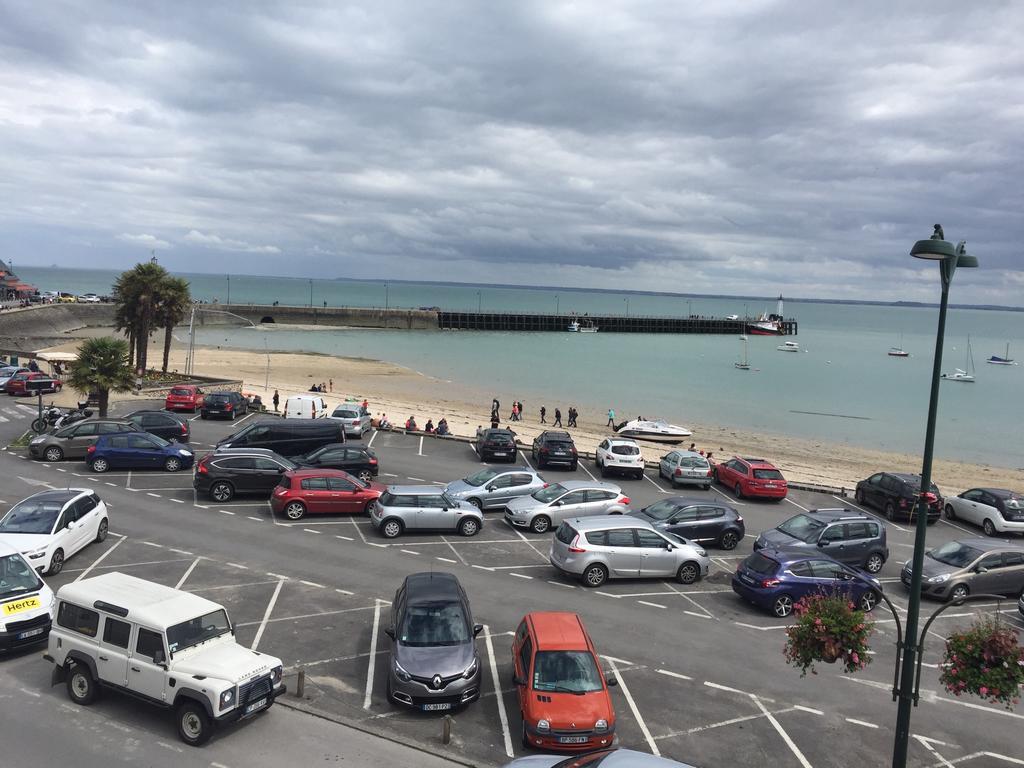 L'Arriere Cour Apartment Cancale Luaran gambar